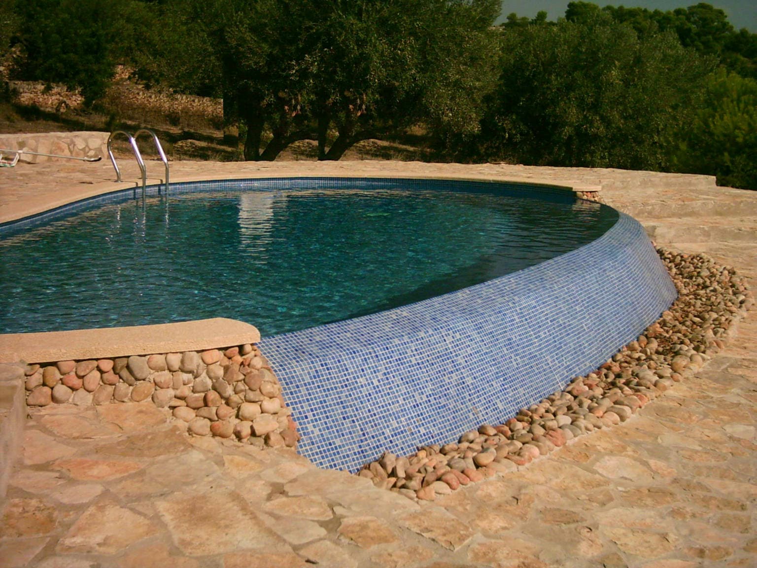 Série Combi 31,6×31,6 | 2,5×2,5 — carrelage disponible chez Cash Carrelage à Fréjus